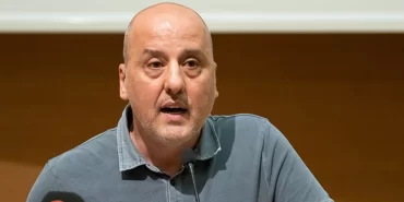 ahmet-sik-kimdir-nerelidir-meslegi-ne-hangi-gazetelerde-calisti-eAYK