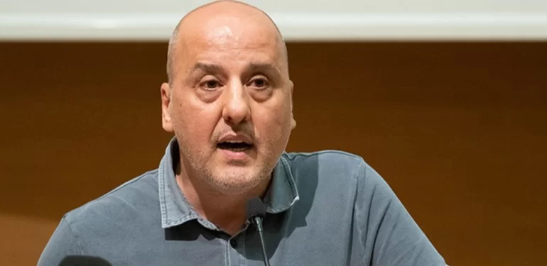 ahmet-sik-kimdir-nerelidir-meslegi-ne-hangi-gazetelerde-calisti-eAYK