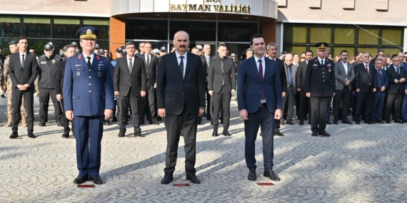 Batman Valisi Ekrem Canalp: Kardeş kavgası sona ersin