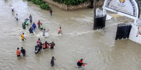 On yıllardır kuraklıkla boğuşan Somali'yi sel vurdu On yıllardır kuraklıkla boğuşan Somali’yi sel vurdu