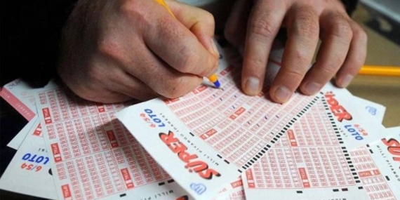 Şans oyunlarından alınan vergi yüzde 50 düşürüldü