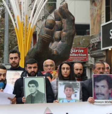 690x390cc-btm-10-12-2023-insan-haklari-anit-rop4