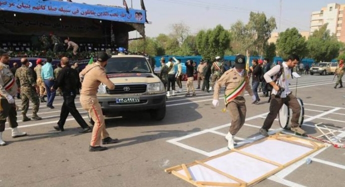 690x390cc-mrk-15-12-2023-iran-polis-saldiri