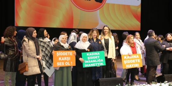 Batman’da “Kadına Karşı Şiddete Hayır” konulu konferans gerçekleştirildi
