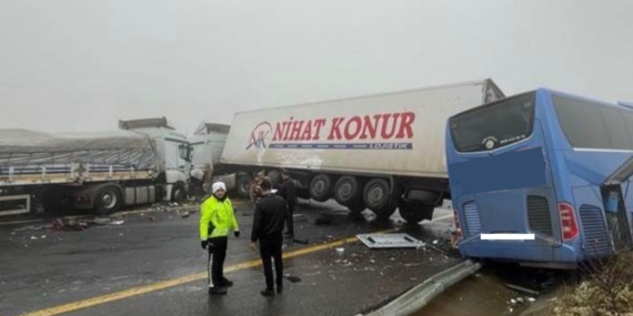 Batman otobüsü Urfa’da kaza yaptı: 1 ölü 9 yaralı