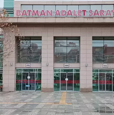 batman adliye
