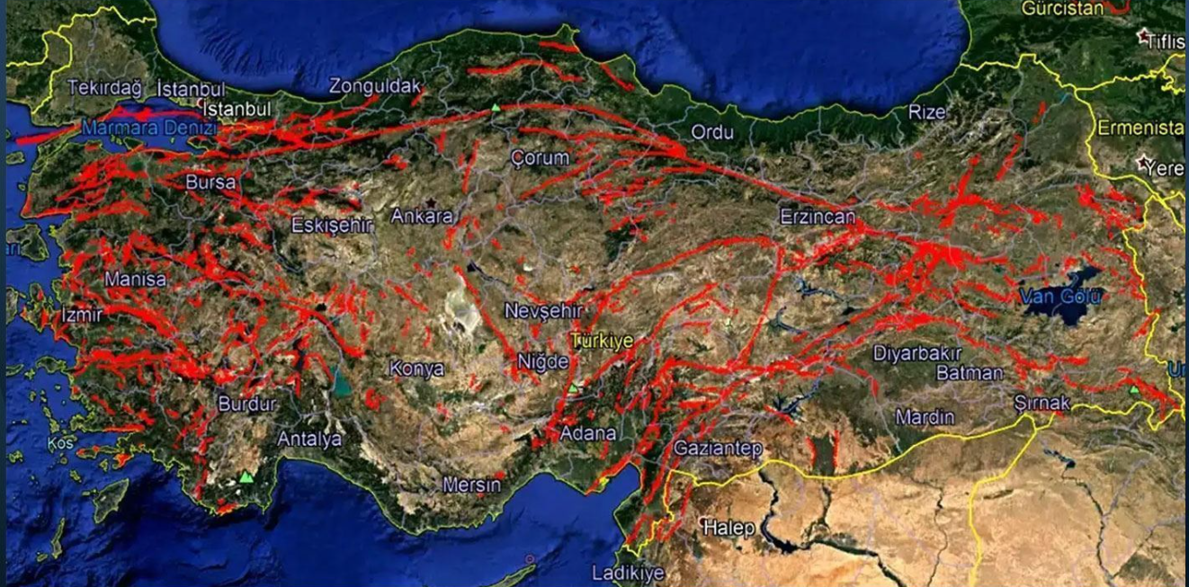 Japon deprem uzmanı Türkiye'de 3 bölge için uyardı