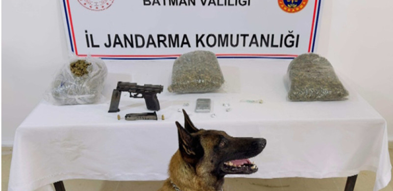 jandarma1-1701777518