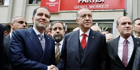 İttifak zora girdi: Yeniden Refah Partisi’nden sürpriz İstanbul hamlesi