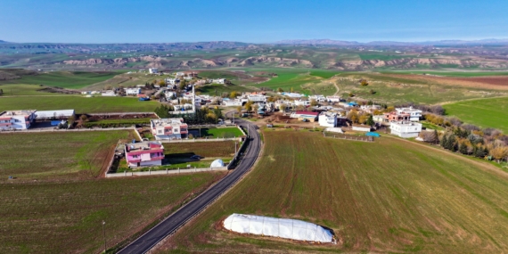 Beşiri’ye Esence köyü ile Ay Işığı mezrası asfaltlandı