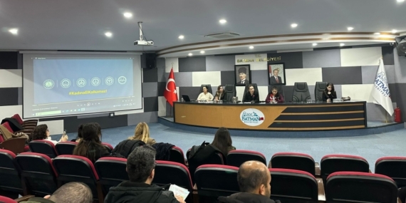 Batman Belediyesi, ‘Kadına Karşı Şiddetle Mücadele’ konulu konferansa ev sahipliği yaptı