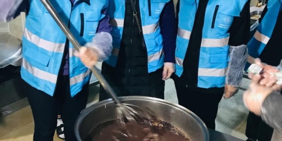 Öğrenciler ‘ninelerinin tarifleriyle’ pasta yaptı
