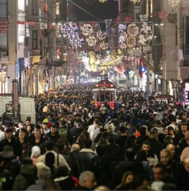 istanbul-taksim-de-2024-coskusu-16685577_9839_amp