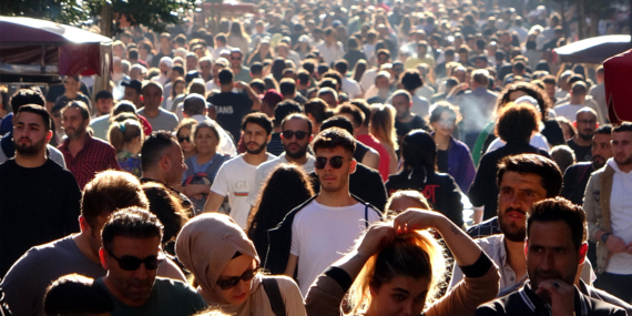 TÜİK verilerine göre okumayanlar daha mutlu!