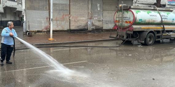  Urfa ve Malatya’da su baskınları