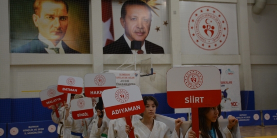 Judo grup müsabakaları başladı