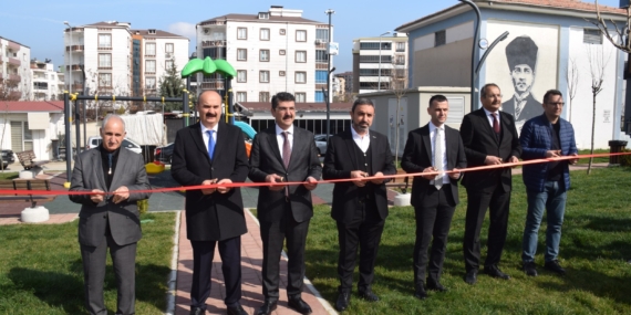 Batman’da yapımı tamamlanan iki park törenle hizmete açıldı