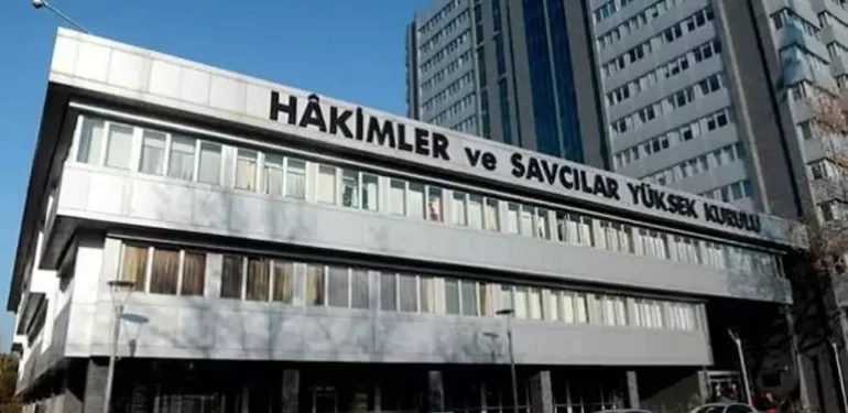 erdogan_tepki_gostermisti_hskdan_danistayin_goreve_iade_ettigi_387_isime_inceleme_1708123156_3088