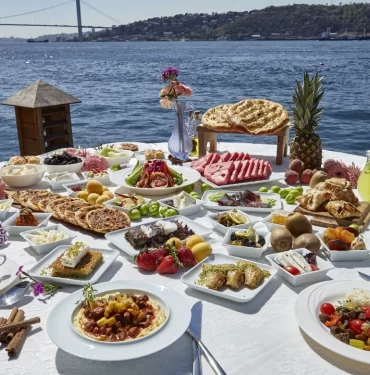 4_kisilik_luks_iftar_13_bin_tlyi_asiyor_h195160_765cf