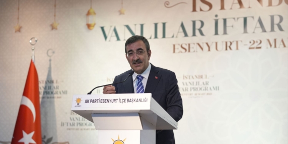 Cevdet Yılmaz Vanlılarla buluştu: AK Parti Kürtlerin partisidir