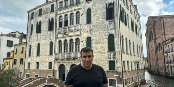 Ahmet Güneştekin’in “Yoktunuz” sergisi Roma’da kapılarını açıyor