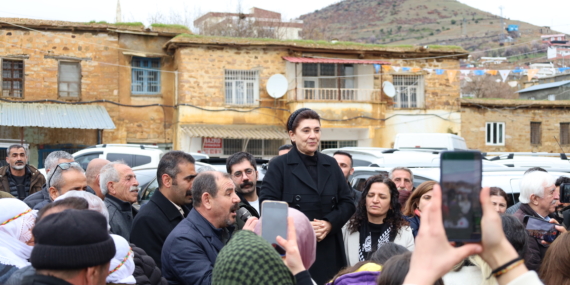 Kürt siyasetçi Zana: Herkes bir kişiyi ikna etsin