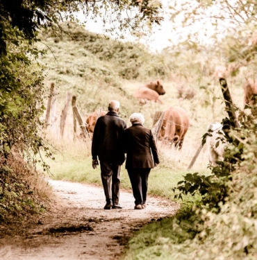 elderly-2914879_1280