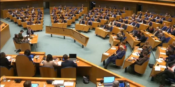 Hollanda Parlamentosu’ndan Türkiye kararı