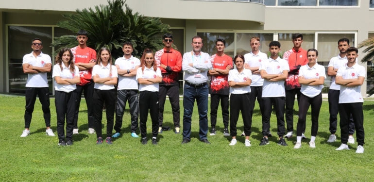 ATLETİZM SPORCULARI 1