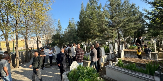 Amara dönüşü hayatını kaybeden Aker ve Çakıcı vefatlarının 11. yıldönümünde anıldı