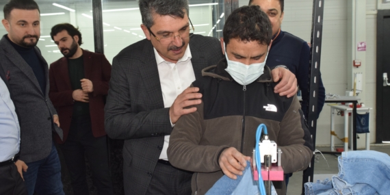Milletvekili Ferhat Nasıroğlu, 1 Mayıs Emek ve Dayanışma Günü  dolayısıyla kutlama mesajı yayımladı.