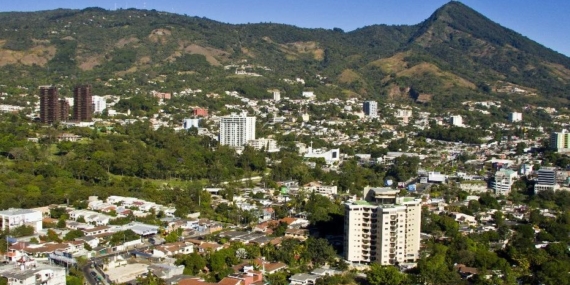 O ülke 5 bin kişiye ücretsiz pasaport verecek O ülke 5 bin kişiye ücretsiz pasaport verecek