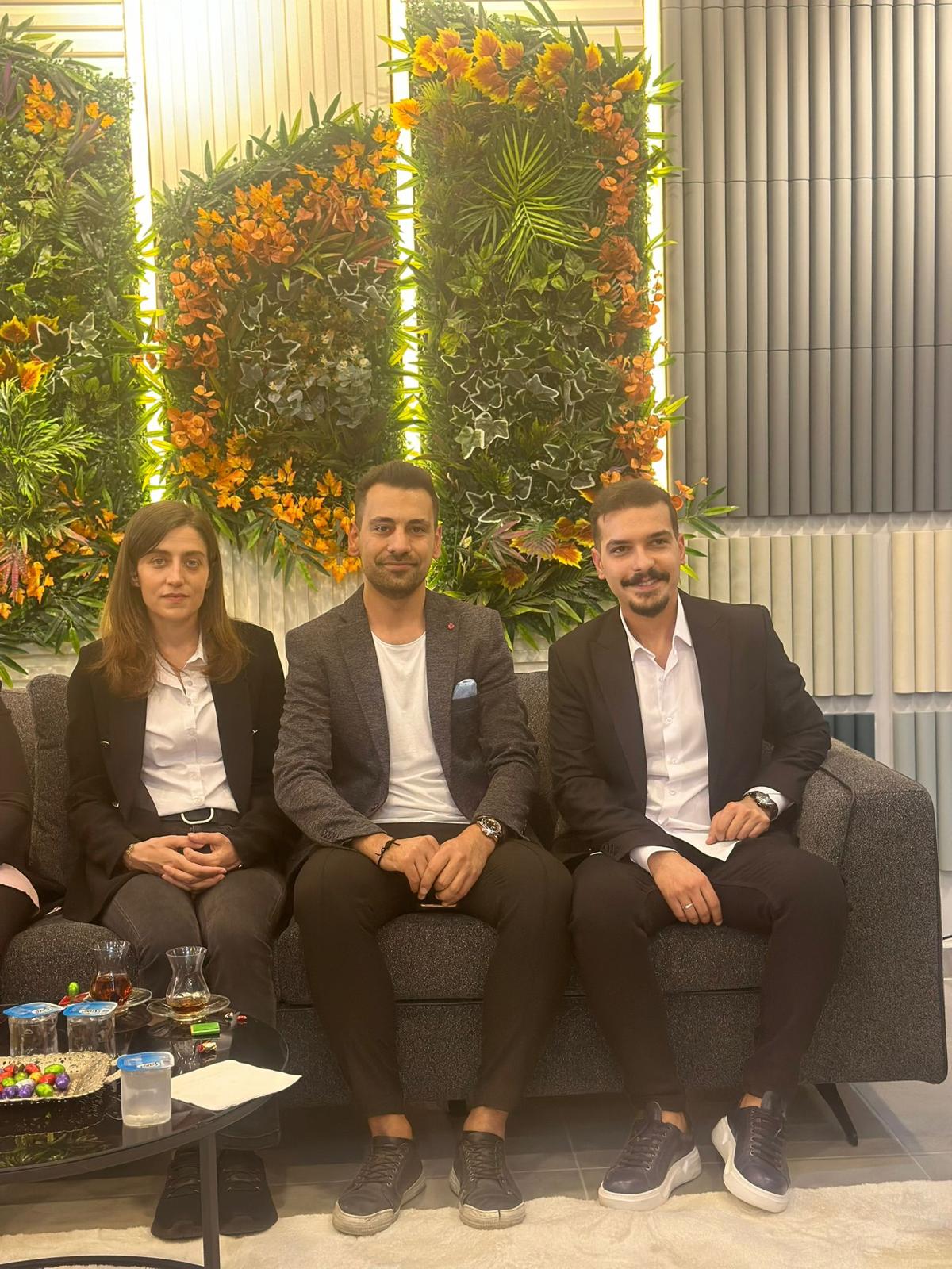 Altan Design, açılış kurdelesini kesti