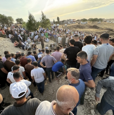 MARDİN'DEKİ YANGINDA HAYATINI KAYBEDEN 8 VATANDAŞ DEFNEDİLDİ