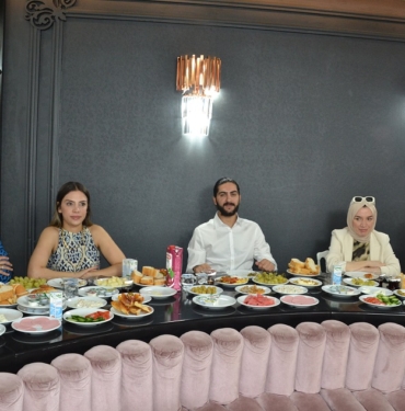Bini-askin-programa-imza-attik-1