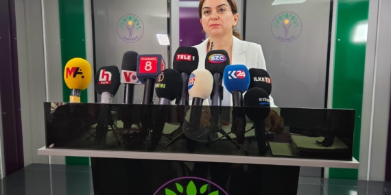 DEM Partili Koçyiğit: Belediyelerimizin önünde nöbete başlatıyoruz