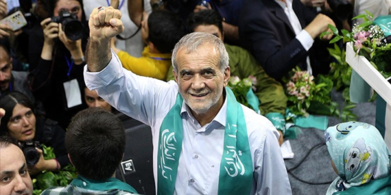 İRAN’DA SEÇİMLER: İlk sonuçlara göre babası türk annesi Kürt olan aday Pezeşkiyan önde