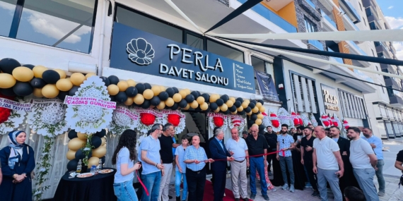 Perla Davet Salonu, hizmete girdi