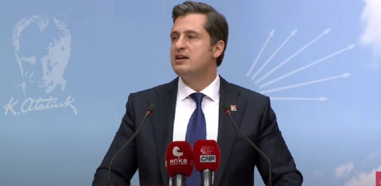 deniz yücel chp