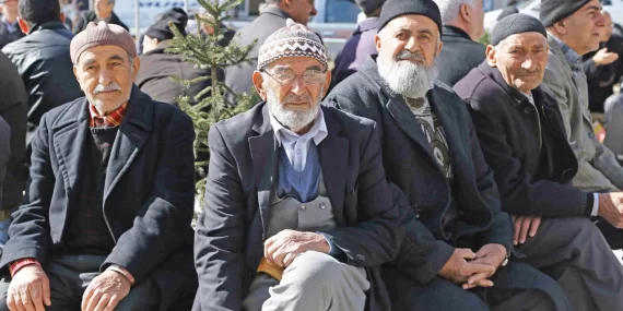 En düşük emekli aylığı düzenlemesi Meclis’te kabul edildi