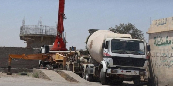 Uluslararası Koalisyon güçleri, Suriye’nin doğusunda Fırat Nehri boyunca gözetleme kuleleri kurdu