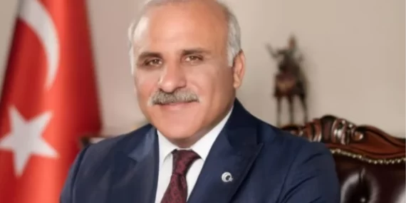 5 İLİN VALİSİ DEĞİŞTİ – Diyarbakır Valiliğine Van’da daha önce kayyım olarak atanan Murat Zorluoğlu atandı.