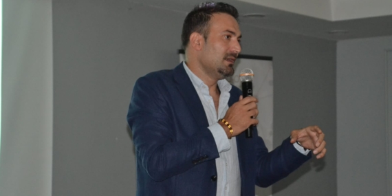 İmplantoloji seminerine yoğun ilgi