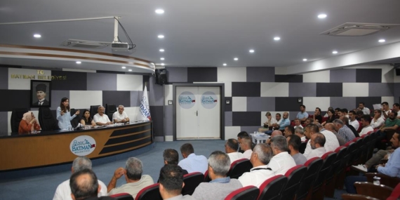 Muhtarlar sorunlarını eş başkan Sönük’e iletti