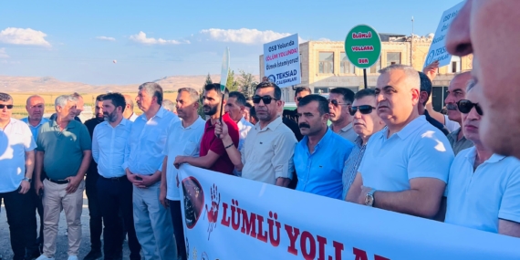 Batman’da STK’lar ‘ölüm yolu’nda yürüyüş düzenledi