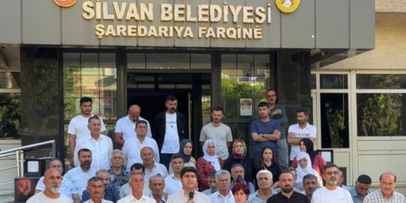 Silvan Belediyesi’nin kent meydanına verdiği Kürtçe isim Kaymakamlığa takıldı
