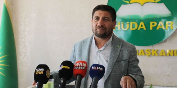 AK Partililerden HÜDAPARlı isme tepki: ‘Hizbullah bir cehennem köpeğidir’