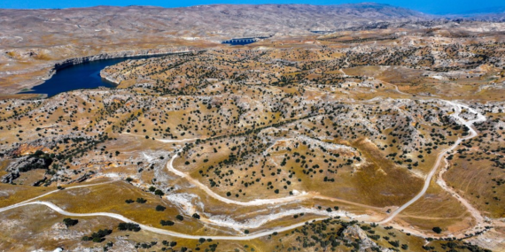 İl Özel İdare’den kazı alanına yol çalışması