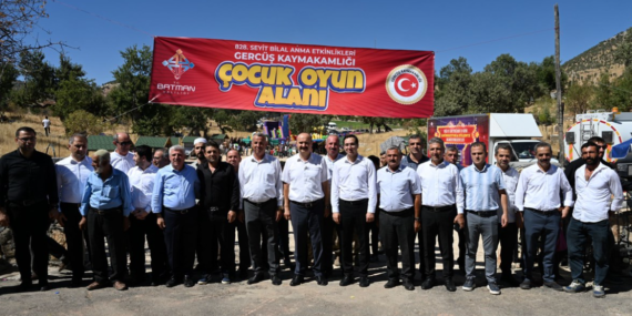 Son üç yılda üzüm üreticilerine 111 adet üzüm sıkma makinası dağıtıldı