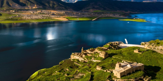 Hasankeyf Kalesi ve mağaraları aydınlatma projesi hızla ilerliyor